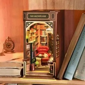 Bookstore Robotime