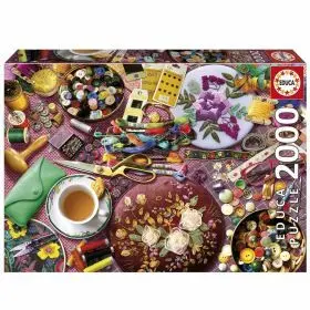 Puzzle 2000 la Mesa de Costura Fsc Educa