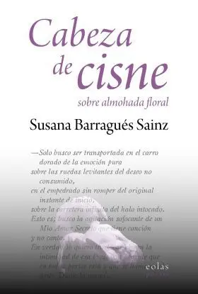 Cabeza de Cisne Sobre Almohada Floral
